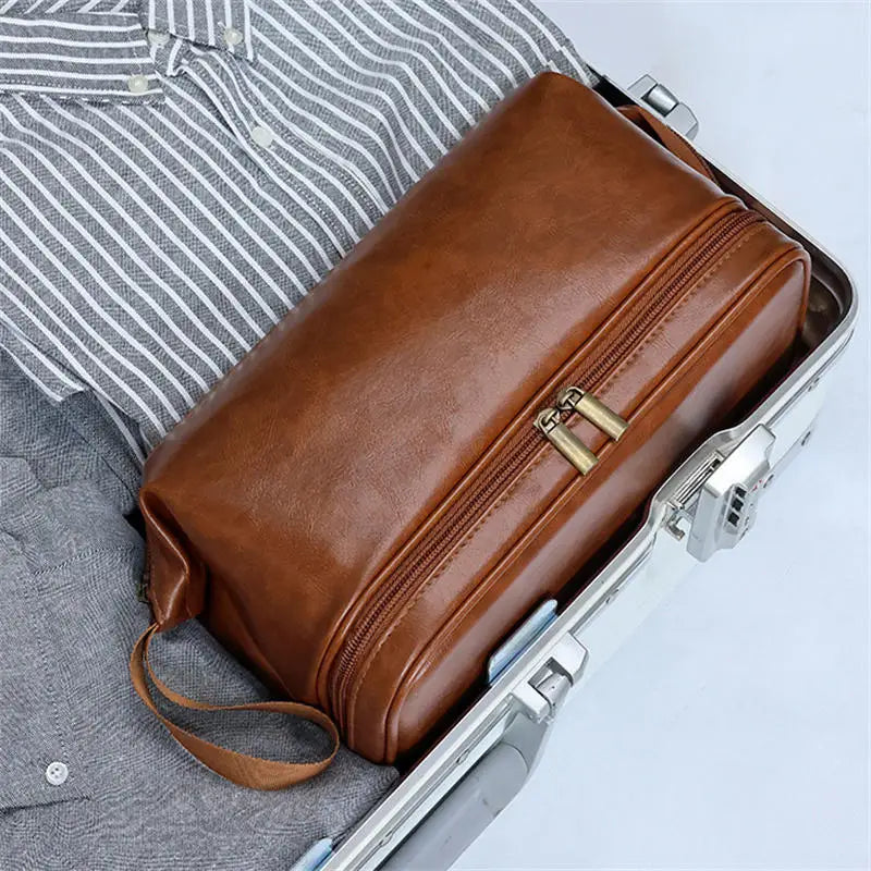 The Grand Hanging Dopp Kit