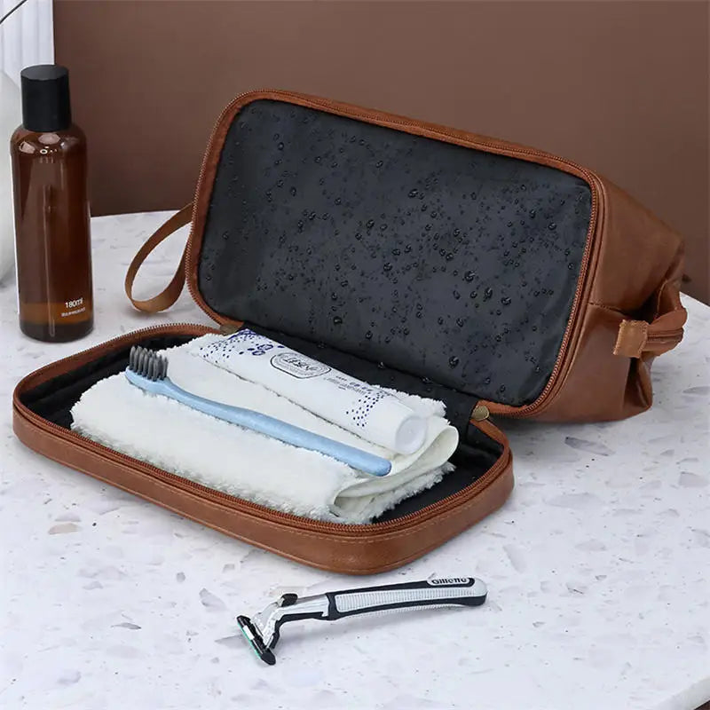 The Grand Hanging Dopp Kit